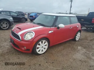 2009 MINI Hardtop S with VIN WMWMF735X9TW87657, listed as a Copart auction lot 50147255 with Not Provided miles and Clean Title. Bid and sale history available at DreamBid. Image 1.