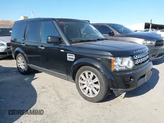 2013 Land Rover LR4 HSE z VIN SALAG2D45DA698218, wystawiony jako IAAI lot #42361442 z przebiegiem 130 990 mil mil oraz . Historia ofert i sprzedaży dostępna na DreamBid. Obrazek 1.