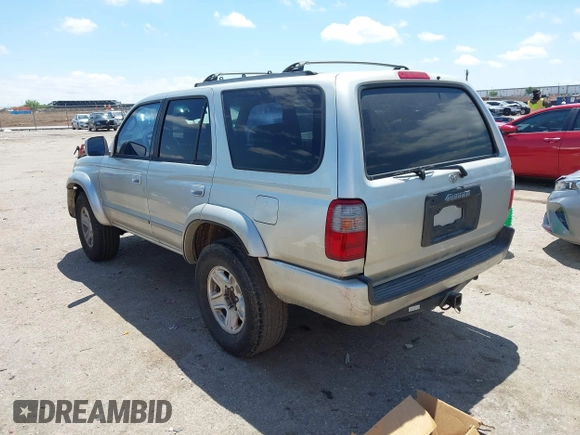 2000 Toyota 4Runner SR5 z VIN JT3GN86R8Y0158722, wystawiony jako IAAI lot #42200093 z przebiegiem 226 949 mil mil oraz . Historia ofert i sprzedaży dostępna na DreamBid. Obrazek 3.