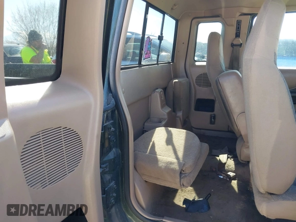 2001 Ford Ranger XL Fleet с VIN 1FTZR15U31PA32710, выставлен на аукционе IAAI как лот 41699412 с пробегом 108 838 миль миль и . История ставок и продаж доступна на DreamBid. Изображение 8.