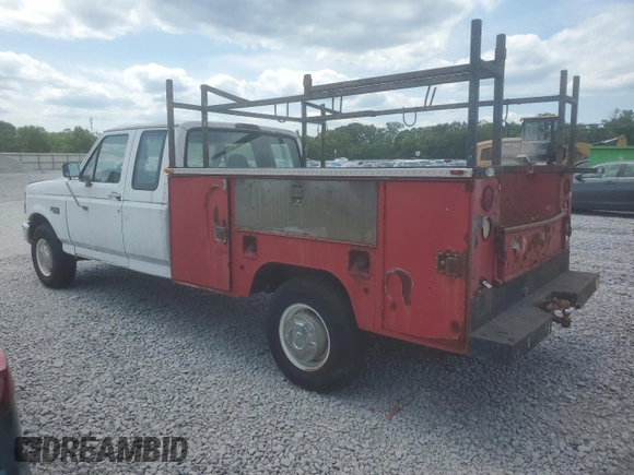 1996 Ford F-250 with VIN 1FTHX25HXTEA92699, listed as a Copart auction lot 58211345 with 396,760 mi miles and Clean title. Bid and sale history available at DreamBid. Image 2.