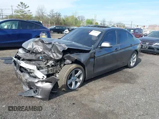 2015 BMW 3 Series 320i xDrive с VIN WBA3C3G50FNT50924, выставлен на аукционе IAAI как лот 42084473 с пробегом Не указан миль и . История ставок и продаж доступна на DreamBid. Изображение 17.