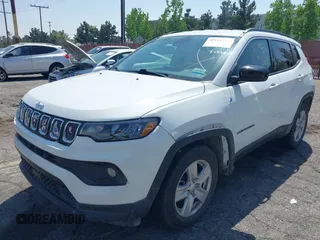 2022 Jeep Compass Latitude with VIN 3C4NJDBB6NT235666, listed as a IAAI auction lot 42161777 with 68,212 mi miles and . Bid and sale history available at DreamBid. Image 6.