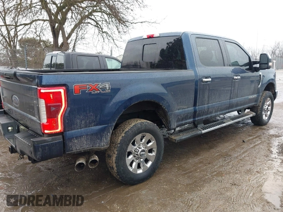 2018 Ford Super Duty F-250 SRW XL with VIN 1FT7W2BT5JEB05993, listed as a IAAI auction lot 41669673 with 130,623 mi miles. Bid and sale history available at carsss.com. Image 4.