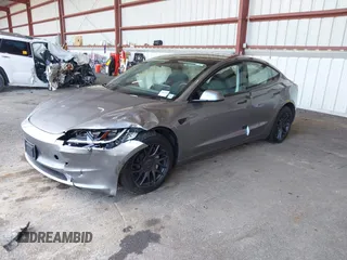 2025 Tesla Model 3 Long Range with VIN 5YJ3E1EB4SF943771, listed as a IAAI auction lot 42330181 with 3,533 mi miles and . Bid and sale history available at DreamBid. Image 2.