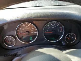 2013 Jeep Wrangler Unlimited Rubicon with VIN 1C4BJWFG5DL594280, listed as a Copart auction lot 46021265 with 117,102 mi miles and Salvage Title. Bid and sale history available at carsss.com. Image 9.