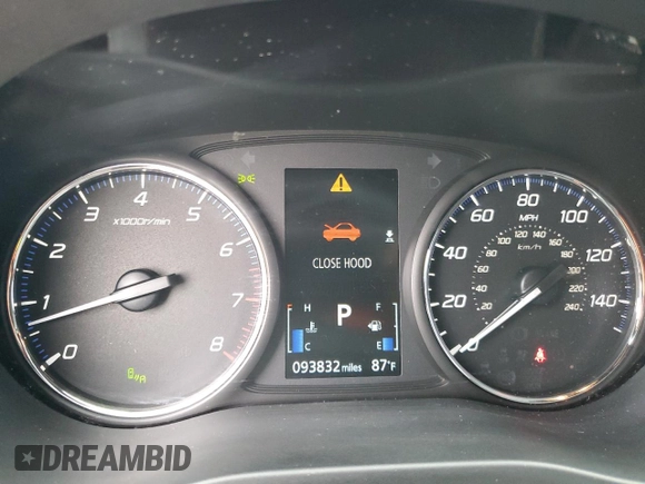 2018 Mitsubishi Outlander SE with VIN JA4AD3A38JZ034634, listed as a Copart auction lot 63086875 with 93,832 mi miles and Salvage title. Bid and sale history available at DreamBid. Image 9.