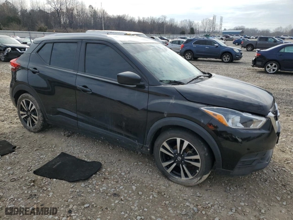 2020 Nissan Kicks SV with VIN 3N1CP5CV1LL527374, listed as a Copart auction lot 43770285 with 107,443 mi miles and Salvage Title. Bid and sale history available at carsss.com. Image 4.