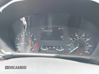 2022 Ford Escape SE z VIN 1FMCU0G6XNUB66534, wystawiony jako IAAI lot #42129812 z przebiegiem 28 836 mil mil oraz . Historia ofert i sprzedaży dostępna na DreamBid. Obrazek 7.
