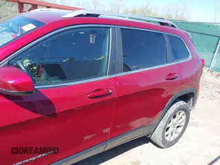 2016 Jeep Cherokee Latitude with VIN 1C4PJMCB6GW111885, listed as a IAAI auction lot 42030320 with 169,148 mi miles and . Bid and sale history available at carsss.com. Image 15.