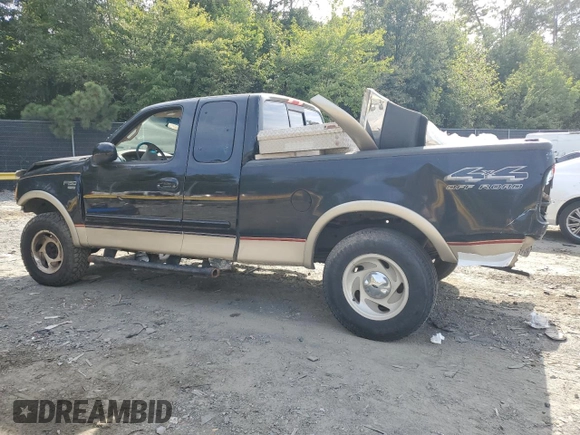 2000 Ford F-150 XL with VIN 1FTRX18L4YNB09146, listed as a Copart auction lot 69866804 with 0 mi miles and Non Repairable. Bid and sale history available at carsss.com. Image 2.