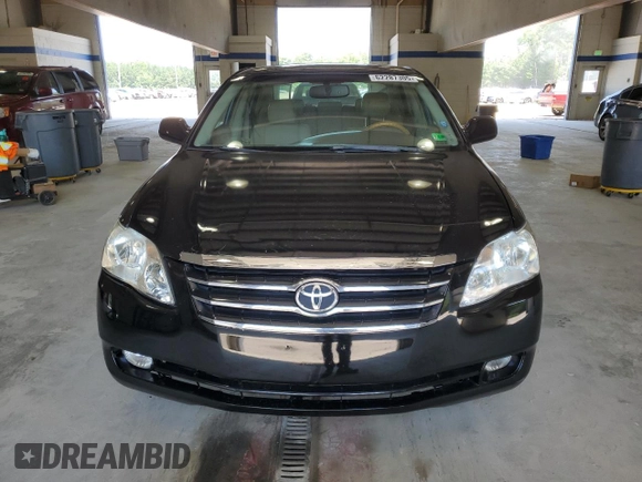 2006 Toyota Avalon XL with VIN 4T1BK36B36U119607, listed as a Copart auction lot 62287305 with 167,000 mi miles and Clean title. Bid and sale history available at DreamBid. Image 5.