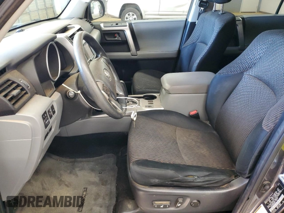 2011 Toyota 4Runner Trail z VIN JTEBU5JR6B5039779, wystawiony jako Copart lot #57750965 z przebiegiem 199 116 mil mil oraz Szkoda całkowita • Salvage title. Historia ofert i sprzedaży dostępna na DreamBid. Obrazek 7.