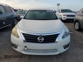 2014 Nissan Altima 2.5 SV with VIN 1N4AL3AP5EC277683, listed as a Copart auction lot 77091154 with 256,889 mi miles and Salvage Title. Bid and sale history available at carsss.com. Image 5.