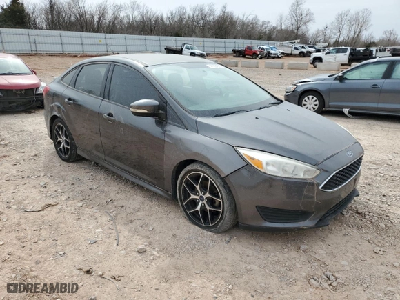 2015 Ford Focus SE with VIN 1FADP3F25FL323416, listed as a Copart auction lot 47664035 with 107,920 mi miles and Clean Title. Bid and sale history available at carsss.com. Image 4.