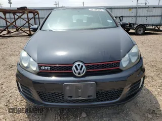 2013 Volkswagen GTI Driver's Edition z VIN WVWHV7AJXDW139382, wystawiony jako Copart lot #52128055 z przebiegiem 78 233 mil mil oraz Szkoda całkowita • Salvage title. Historia ofert i sprzedaży dostępna na DreamBid. Obrazek 5.