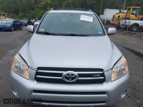2008 Toyota RAV4 Limited with VIN JTMBK31VX85055276, listed as a IAAI auction lot 42202493 with 161,793 mi miles and . Bid and sale history available at DreamBid. Image 6.