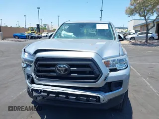 2022 Toyota Tacoma SR with VIN 3TYAX5GN4NT037625, listed as a IAAI auction lot 42382411 with 49,703 mi miles and . Bid and sale history available at DreamBid. Image 13.