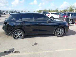 2024 Honda HR-V EX-L z VIN 3CZRZ1H7XRM736789, wystawiony jako IAAI lot #41934334 z przebiegiem 26 084 mil mil oraz . Historia ofert i sprzedaży dostępna na DreamBid. Obrazek 14.