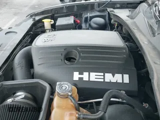 2014 Dodge Charger RT Plus z VIN 2C3CDXDT8EH224185, wystawiony jako IAAI lot #43054871 z przebiegiem 133 917 mil mil oraz . Historia ofert i sprzedaży dostępna na DreamBid. Obrazek 19.