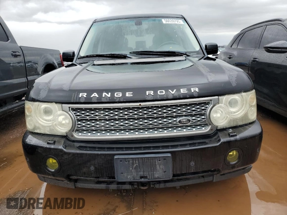 2006 Land Rover Range Rover SC z VIN SALMF13426A215380, wystawiony jako Copart lot #56039795 z przebiegiem 136 873 mil mil oraz Szkoda całkowita • Salvage title. Historia ofert i sprzedaży dostępna na DreamBid. Obrazek 5.