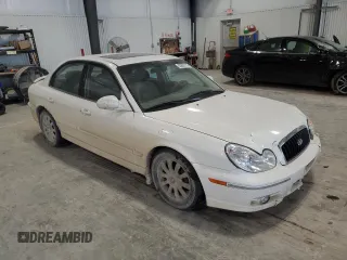 2002 Hyundai Sonata GLS with VIN KMHWF35H12A607526, listed as a Copart auction lot 83826114 with 149,277 mi miles and Clean Title. Bid and sale history available at carsss.com. Image 4.