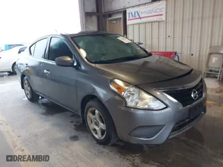 2016 Nissan Versa S with VIN 3N1CN7AP1GL872044, listed as a IAAI auction lot 41898831 with 43,044 mi miles. Bid and sale history available at carsss.com. Image 1.