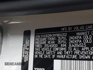 2021 Volvo XC60 Momentum с VIN YV4102RKXM1864202, выставлен на аукционе IAAI как лот 41453983 с пробегом 52 015 миль миль и . История ставок и продаж доступна на DreamBid. Изображение 9.