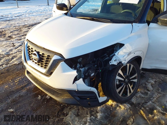 2018 Nissan Kicks S with VIN 3N1CP5CU0JL541030, listed as a IAAI auction lot 41365920 with 38,630 mi miles. Bid and sale history available at carsss.com. Image 6.
