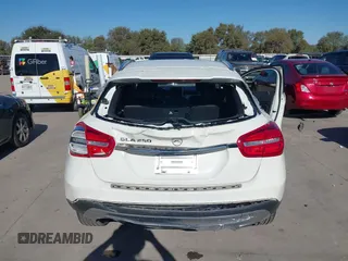 2015 Mercedes-Benz GLA 250 z VIN WDCTG4EB7FJ140389, wystawiony jako IAAI lot #40752551 z przebiegiem 49 294 mil mil oraz . Historia ofert i sprzedaży dostępna na DreamBid. Obrazek 6.