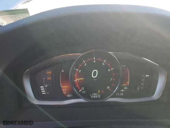 2016 Volvo V60 Cross Country T5 with VIN YV4612HK1G1008148, listed as a Copart auction lot 42750955 with 104,415 mi miles and Salvage Title. Bid and sale history available at carsss.com. Image 9.