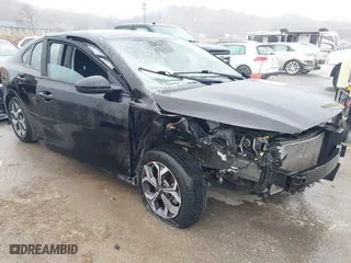 2020 Kia Forte LXS with VIN 3KPF24AD1LE234589, listed as a IAAI auction lot 41500068 with 26,562 mi miles. Bid and sale history available at carsss.com. Image 1.
