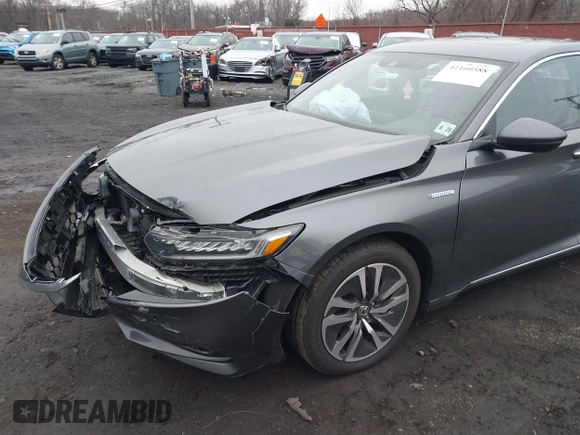 2020 Honda Accord Touring with VIN 1HGCV3F91LA009294, listed as a IAAI auction lot 41160588 with 84,937 mi miles and . Bid and sale history available at DreamBid. Image 17.