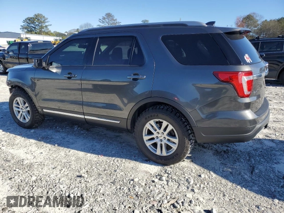 2018 Ford Explorer XLT with VIN 1FM5K8DH2JGB62263, listed as a Copart auction lot 45477915 with 74,268 mi miles and Salvage Title. Bid and sale history available at carsss.com. Image 2.