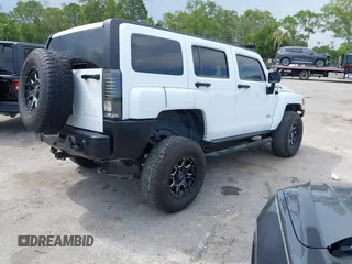 2007 Hummer H3 SUV с VIN 5GTDN13E278223015, выставлен на аукционе IAAI как лот 42336679 с пробегом 156 253 миль миль и . История ставок и продаж доступна на DreamBid. Изображение 4.