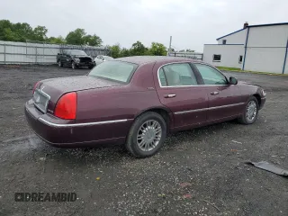 2006 Lincoln Town Car Signature Limited z VIN 1LNHM82V66Y647071, wystawiony jako Copart lot #58176045 z przebiegiem 168 075 mil mil oraz Szkoda całkowita • Salvage title. Historia ofert i sprzedaży dostępna na DreamBid. Obrazek 3.