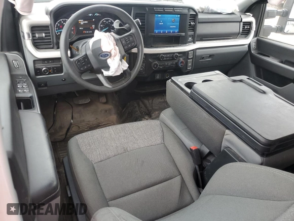 2024 Ford F-250 XL with VIN 1FT7X2BN9REF65104, listed as a Copart auction lot 54194385 with 8,522 mi miles and Salvage Title. Bid and sale history available at DreamBid. Image 8.