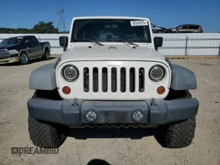 2009 Jeep Wrangler Unlimited Rubicon with VIN 1J8GA69149L767218, listed as a Copart auction lot 59342825 with 157,307 mi miles and Salvage title. Bid and sale history available at DreamBid. Image 5.
