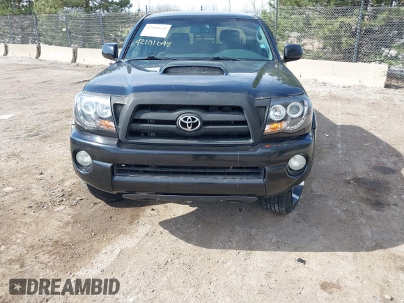 2009 Toyota Tacoma z VIN 5TEMU52N79Z662019, wystawiony jako IAAI lot #42101648 z przebiegiem 344 119 mil mil oraz . Historia ofert i sprzedaży dostępna na DreamBid. Obrazek 12.
