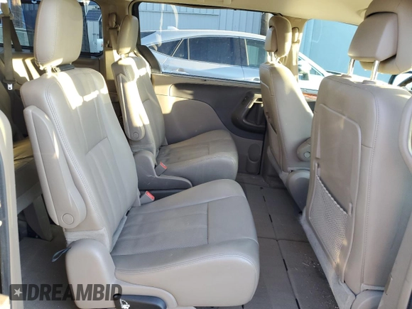 2015 Chrysler Town & Country Touring L with VIN 2C4RC1CG8FR547139, listed as a Copart auction lot 49427805 with 87,173 mi miles and Salvage Title. Bid and sale history available at DreamBid. Image 12.
