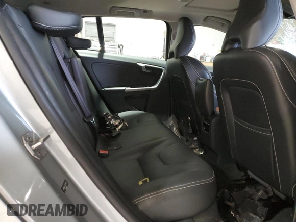 2018 Volvo V60 Dynamic with VIN YV140MEL4J2379919, listed as a Copart auction lot 47984895 with 84,059 mi miles and Salvage Title. Bid and sale history available at carsss.com. Image 10.
