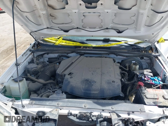 2015 Toyota Tacoma with VIN 3TMLU4EN2FM193142, listed as a IAAI auction lot 42189553 with 70,480 mi miles and . Bid and sale history available at DreamBid. Image 10.