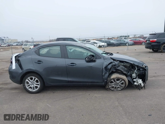 2018 Toyota Yaris with VIN 3MYDLBYV9JY321158, listed as a IAAI auction lot 41937684 with 85,020 mi miles and . Bid and sale history available at DreamBid. Image 13.