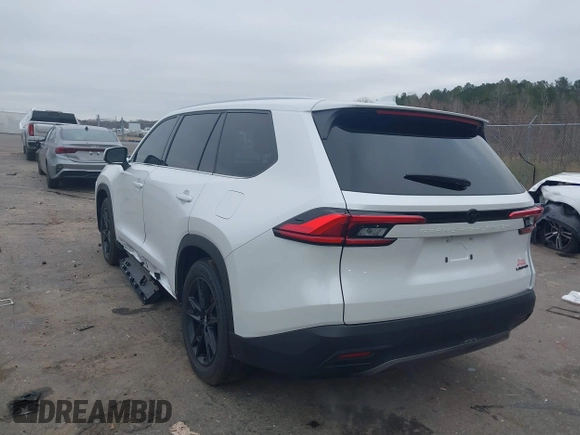 2024 Toyota Highlander XLE z VIN 5TDAAAA57RS001044, wystawiony jako IAAI lot #41132787 z przebiegiem 18 654 mil mil oraz . Historia ofert i sprzedaży dostępna na DreamBid. Obrazek 3.