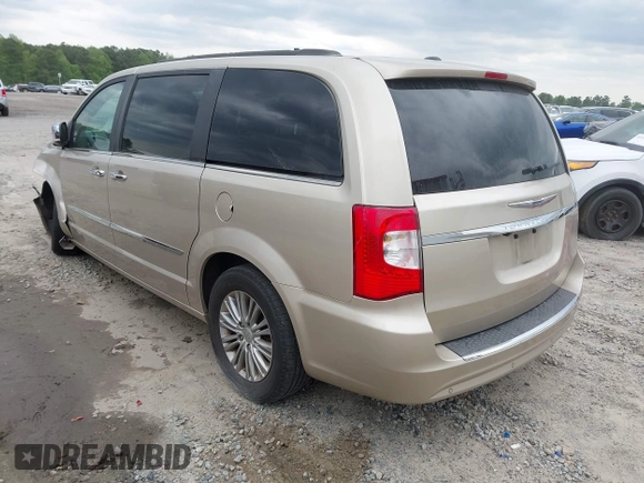 2016 Chrysler Town & Country Touring-L with VIN 2C4RC1CG1GR174351, listed as a IAAI auction lot 40789150 with 85,260 mi miles. Bid and sale history available at carsss.com. Image 3.