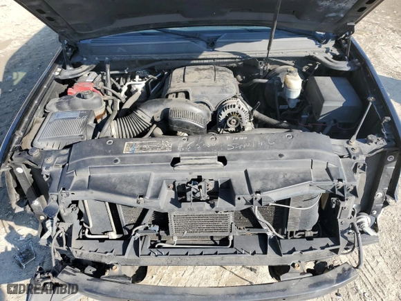 2010 Chevrolet Suburban LT with VIN 1GNUKJE31AR130863, listed as a Copart auction lot 42419415 with 310,033 mi miles and Clean Title. Bid and sale history available at carsss.com. Image 12.