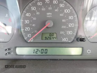 1998 Volvo V70 GLT with VIN YV1LW5675W2420633, listed as a IAAI auction lot 42117111 with 92,644 mi miles and . Bid and sale history available at DreamBid. Image 7.