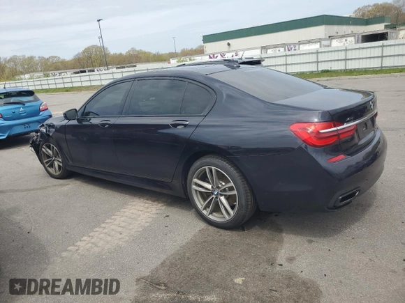 2019 BMW 7 Series 750i xDrive с VIN WBA7F2C5XKB240094, выставлен на аукционе Copart как лот 52735614 с пробегом 54 983 миль миль и Списание • Salvage title. История ставок и продаж доступна на DreamBid. Изображение 2.