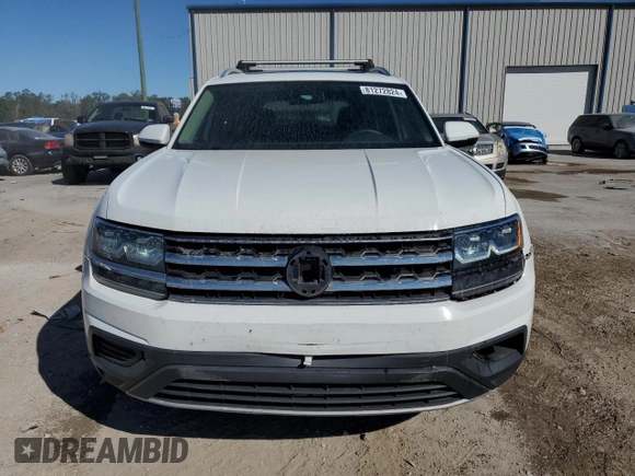2018 Volkswagen Atlas Launch Edition with VIN 1V2BR2CA2JC509892, listed as a Copart auction lot 81272824 with 107,686 mi miles and Salvage title. Bid and sale history available at DreamBid. Image 5.