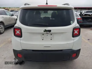 2018 Jeep Renegade Latitude with VIN ZACCJABH7JPH95711, listed as a IAAI auction lot 42124871 with 177,280 mi miles. Bid and sale history available at carsss.com. Image 16.
